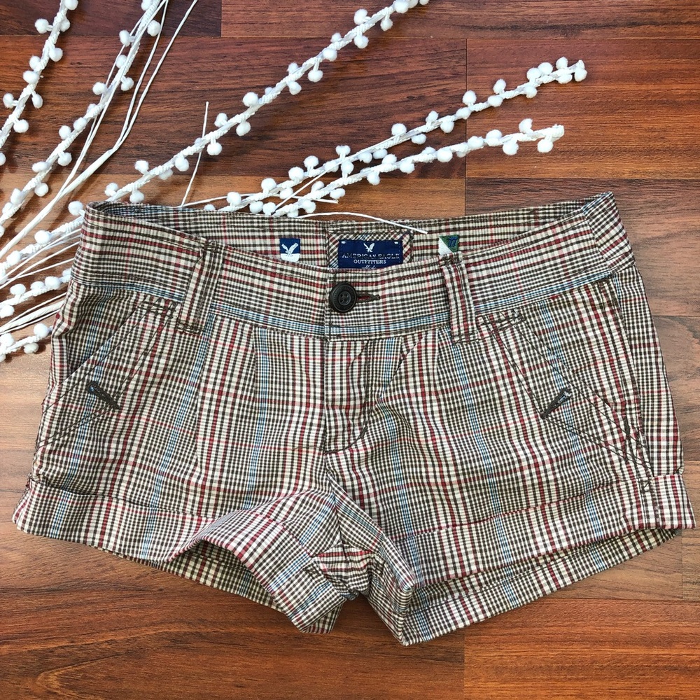 American Eagle women’s check plaid shorts Size 0